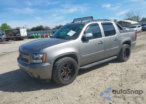 2009 Chevrolet Avalanche 1500 Ltz из США, поврежденный, VIN 3GNFK320X9G207224